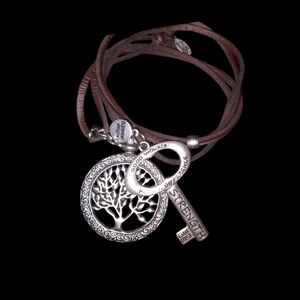 Good Works Necklace.